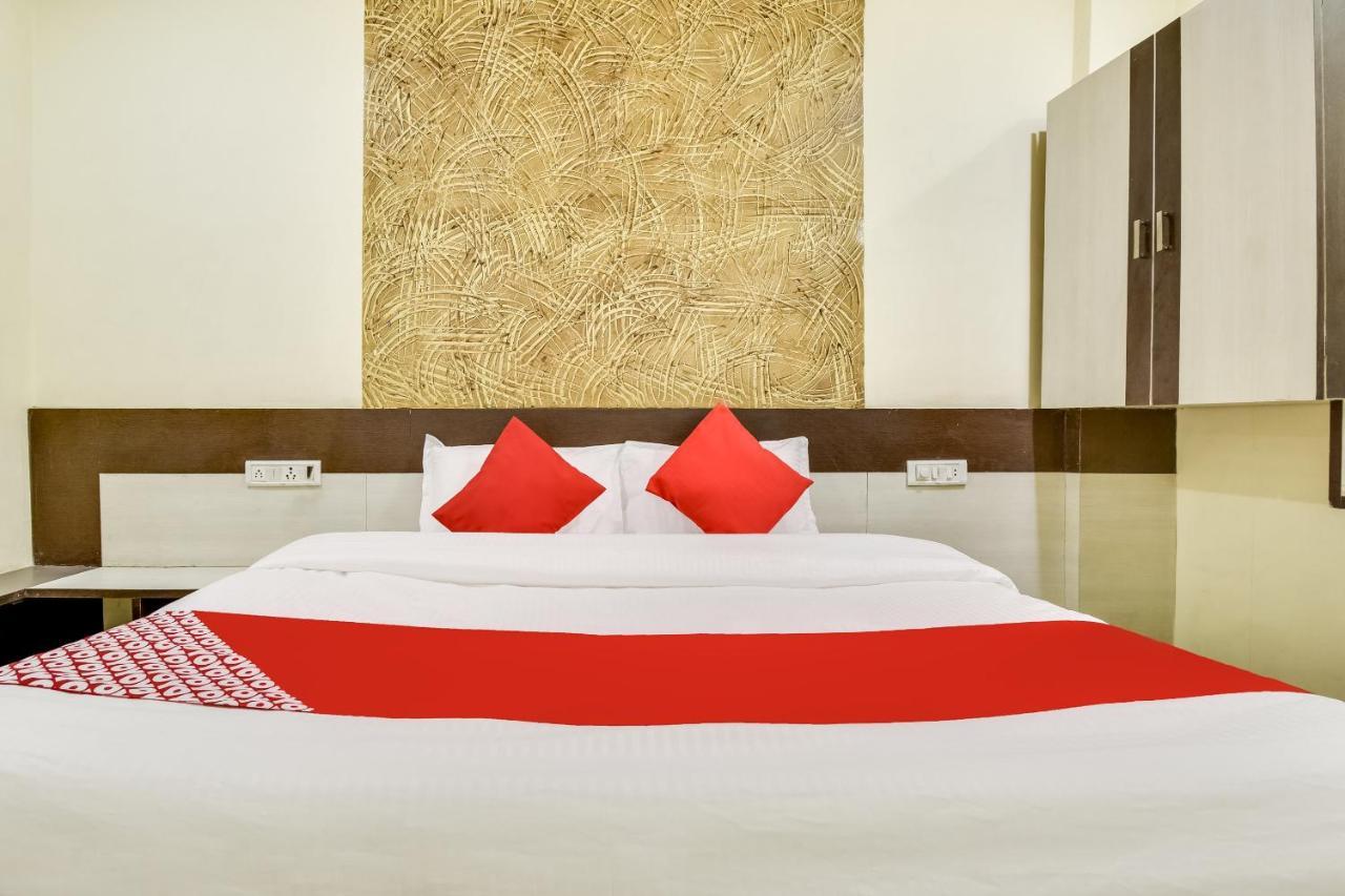 Hotel O Aryan Khāmgaon Exteriér fotografie